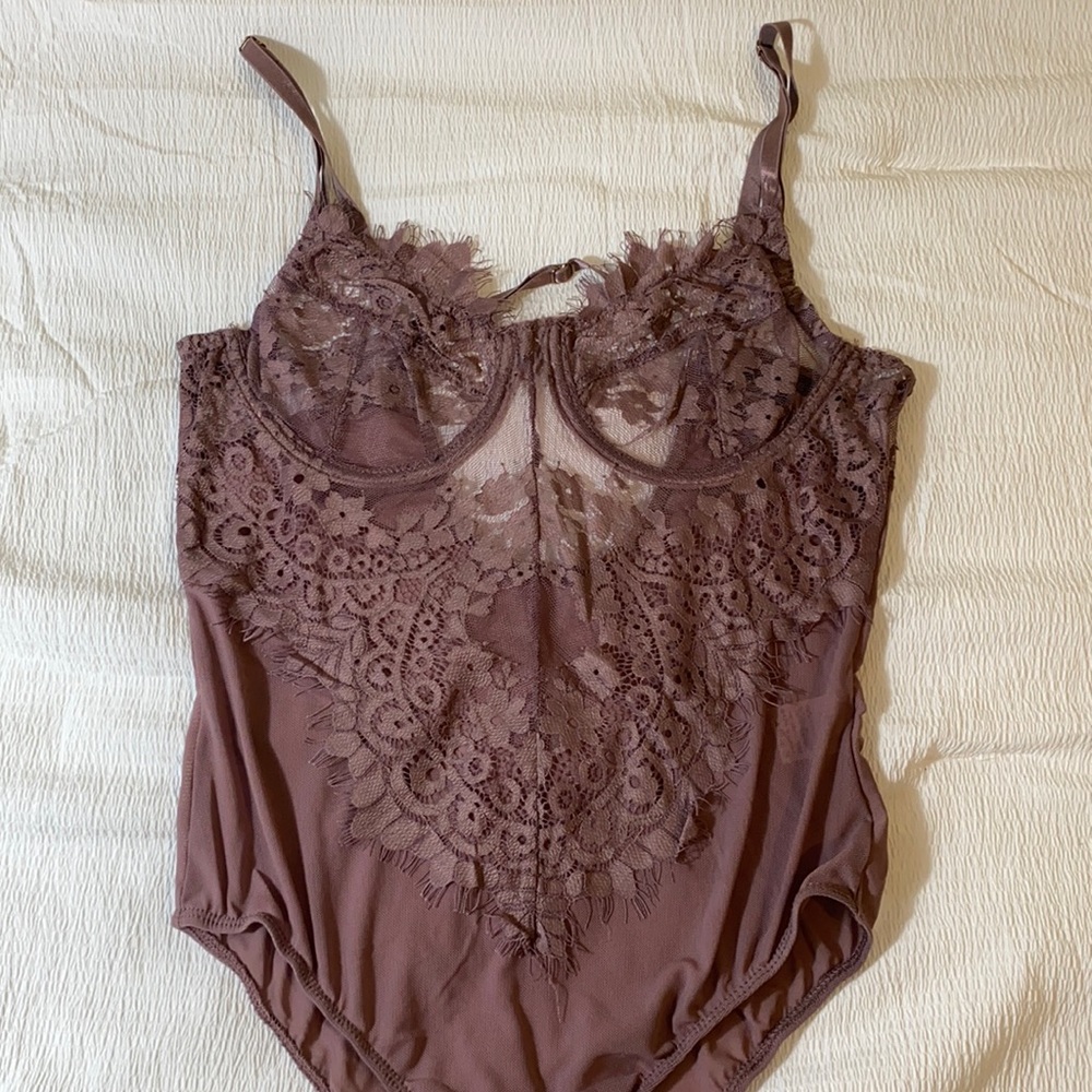 Lace bodysuit
